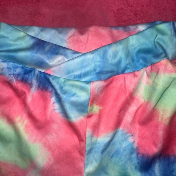 Multicolor Shorts - Picture 3 of 7